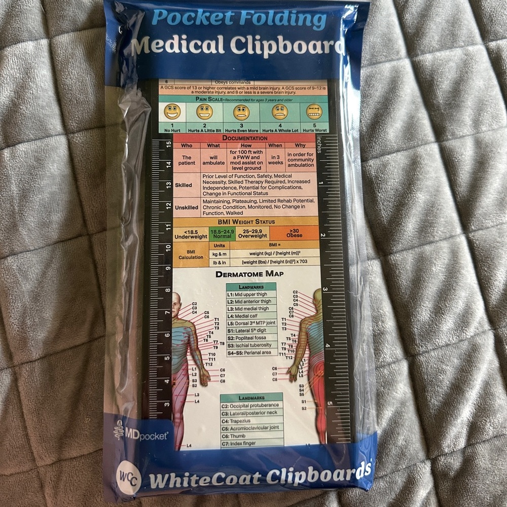 MDpocket Folding Medical Whitecoat Clipboard